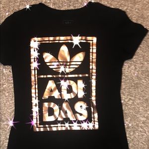 ✨rose gold logo adidas tee✨